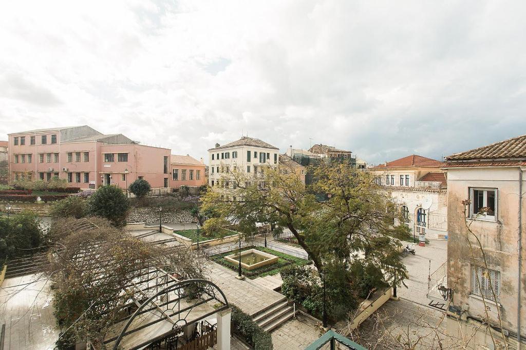Deluxe Town Hall Square Flat In Historical Center 2 Corfu  Esterno foto